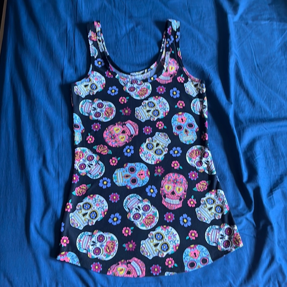 Super soft, feels like cashmere, skull tank top